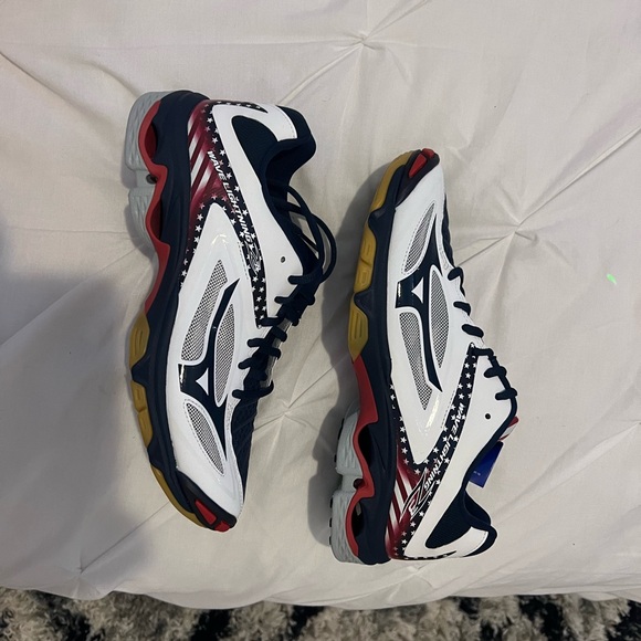 Wave Lighting Z3 Women’s Volleyball shoes - Picture 6 of 6